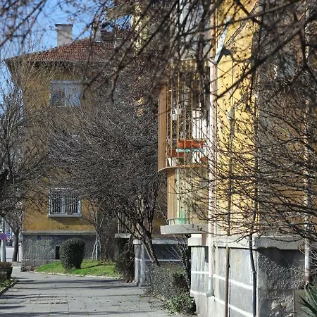 Vincent Apartment *